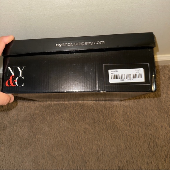 Red booties size 7 - Picture 5 of 6